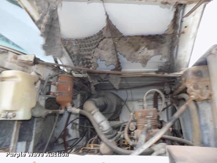 image for item DB8586 1979 International Paystar 5000 ready mix truck