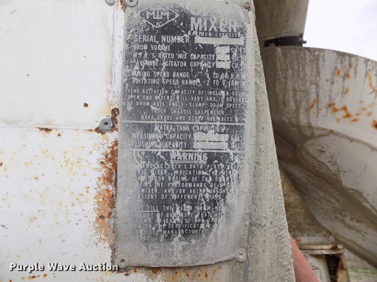 image for item DB8586 1979 International Paystar 5000 ready mix truck