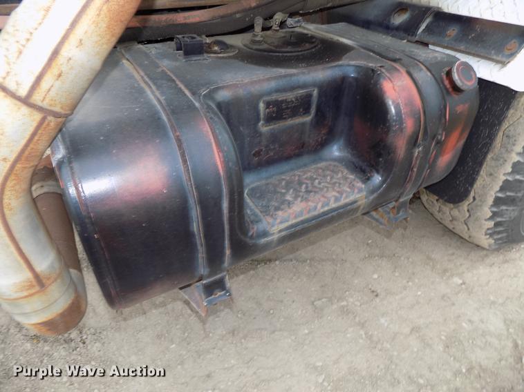 image for item DB8586 1979 International Paystar 5000 ready mix truck