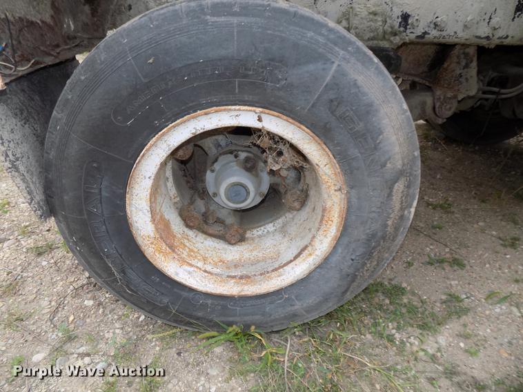 image for item DB8586 1979 International Paystar 5000 ready mix truck