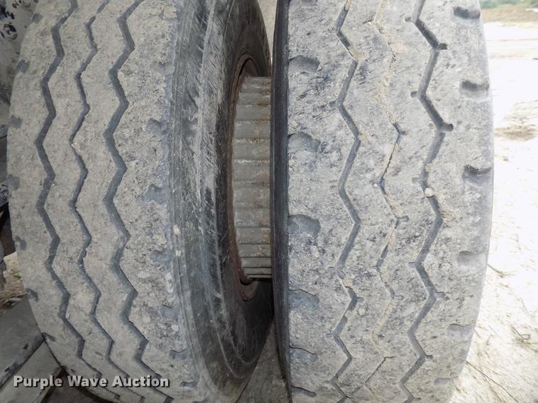 image for item DB8586 1979 International Paystar 5000 ready mix truck