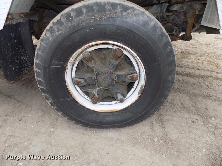 image for item DB8586 1979 International Paystar 5000 ready mix truck