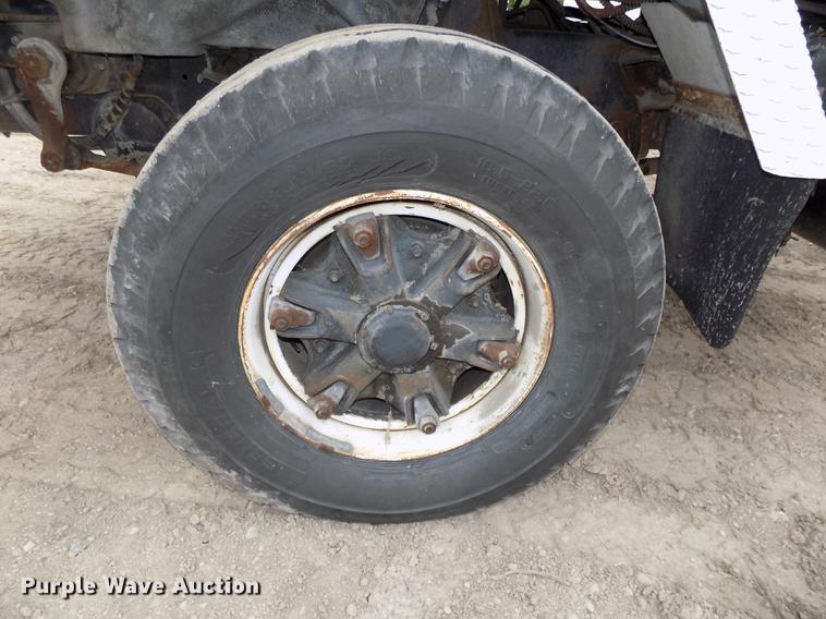 image for item DB8586 1979 International Paystar 5000 ready mix truck