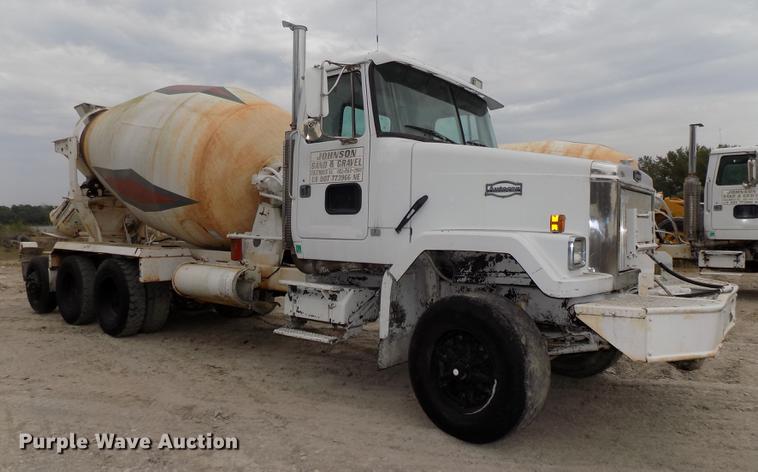 image for item DB8587 1995 Volvo Aero ACL ready mix truck