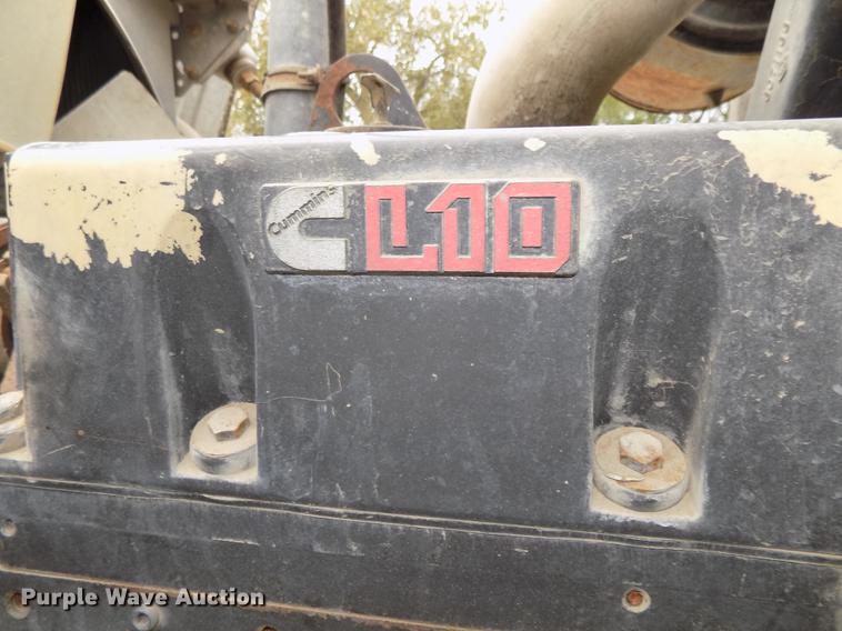 image for item DB8587 1995 Volvo Aero ACL ready mix truck