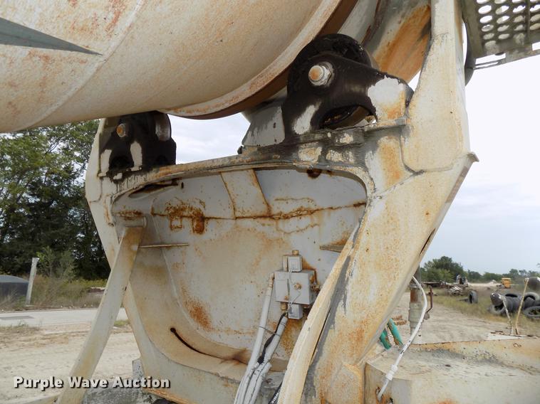 image for item DB8587 1995 Volvo Aero ACL ready mix truck