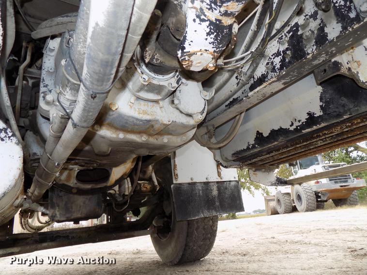 image for item DB8587 1995 Volvo Aero ACL ready mix truck