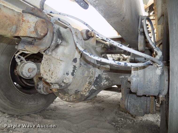 image for item DB8587 1995 Volvo Aero ACL ready mix truck