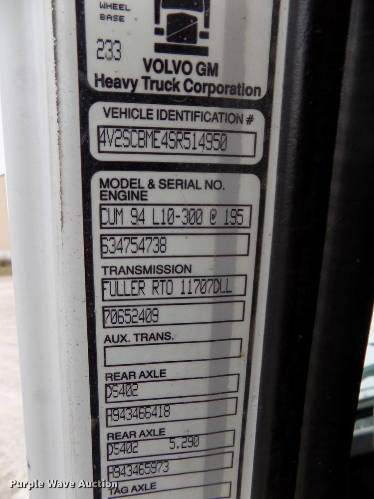 image for item DB8587 1995 Volvo Aero ACL ready mix truck