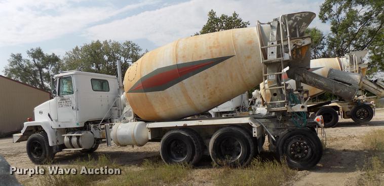 image for item DB8588 1995 Volvo Aero ACL ready mix truck