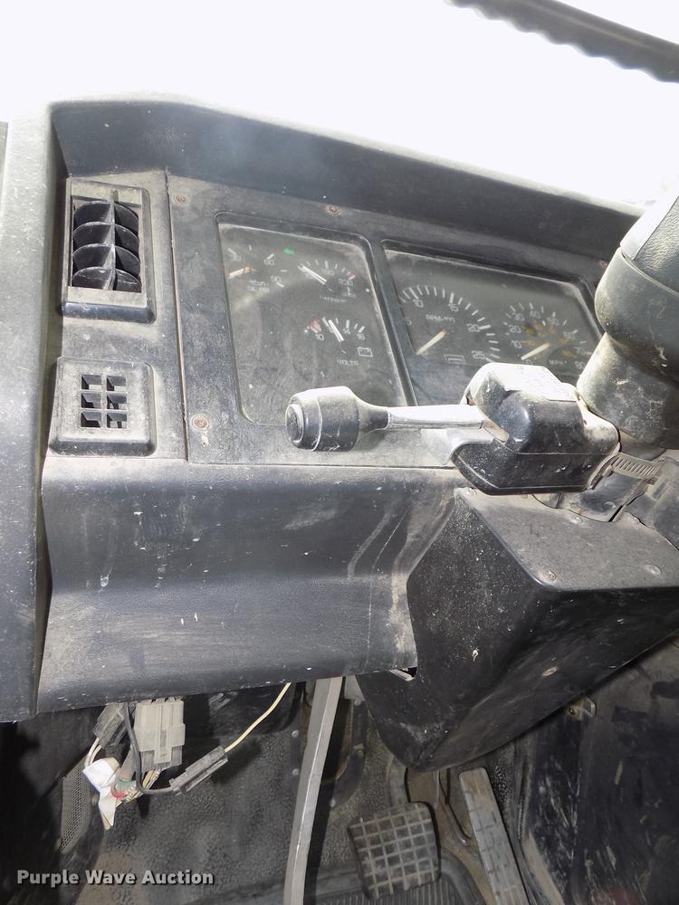 image for item DB8588 1995 Volvo Aero ACL ready mix truck