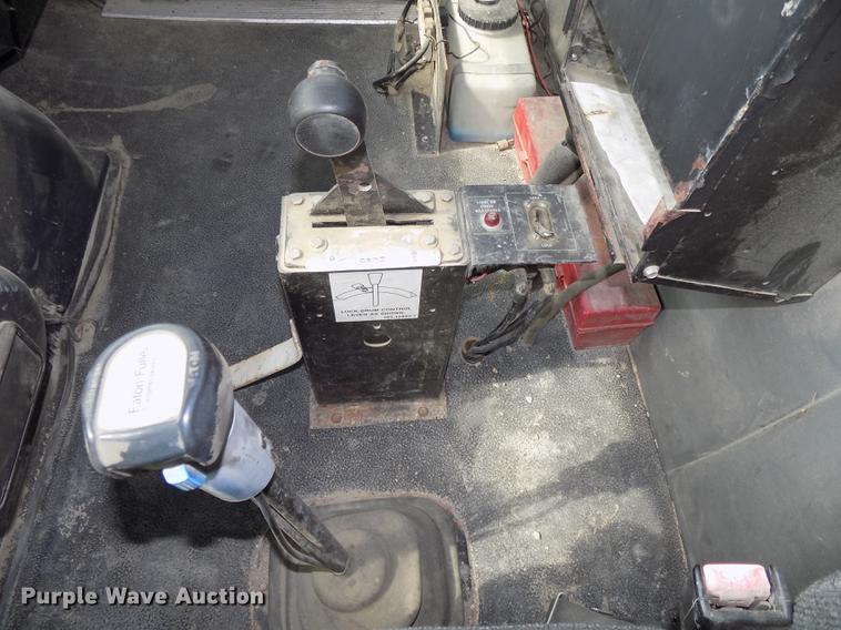 image for item DB8588 1995 Volvo Aero ACL ready mix truck