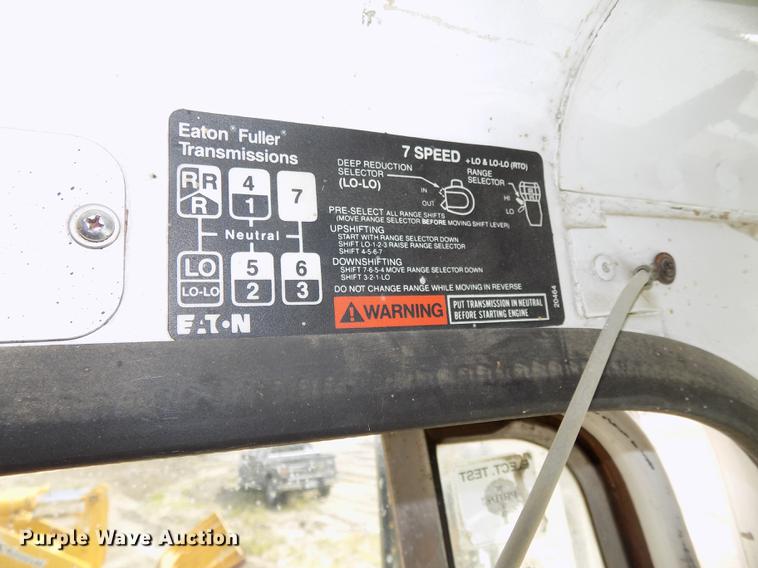 image for item DB8588 1995 Volvo Aero ACL ready mix truck