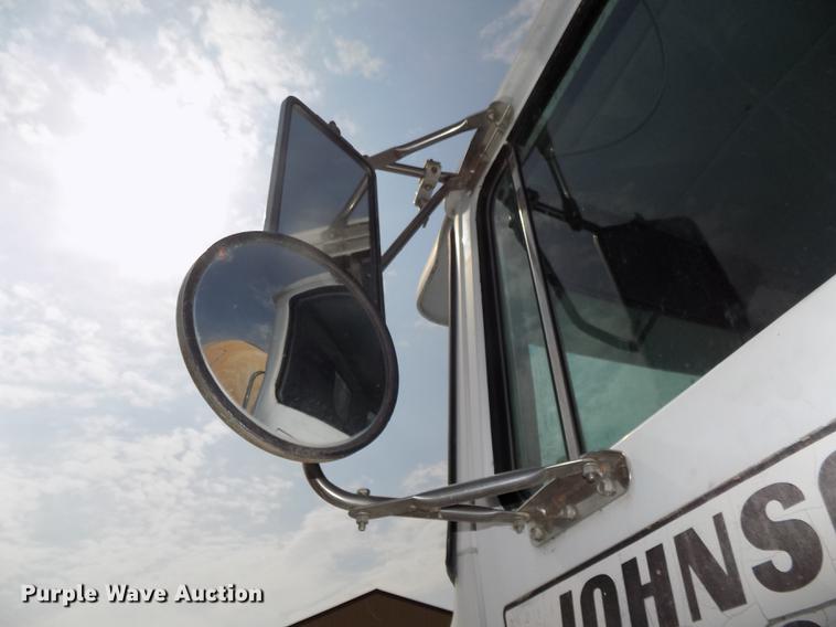 image for item DB8588 1995 Volvo Aero ACL ready mix truck