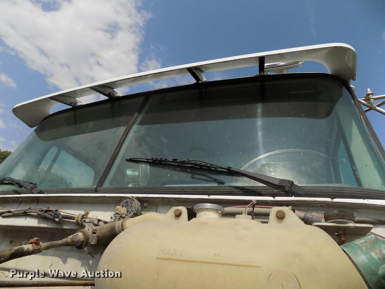 image for item DB8588 1995 Volvo Aero ACL ready mix truck