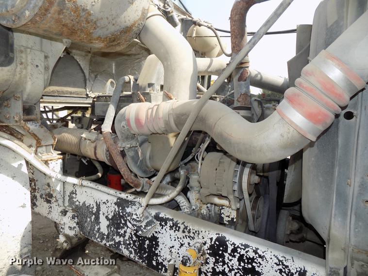 image for item DB8588 1995 Volvo Aero ACL ready mix truck