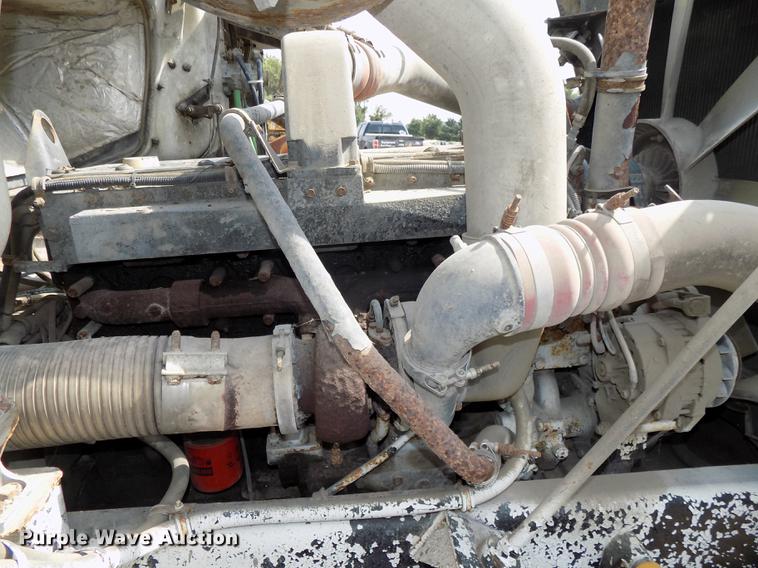 image for item DB8588 1995 Volvo Aero ACL ready mix truck