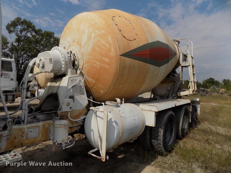 image for item DB8588 1995 Volvo Aero ACL ready mix truck