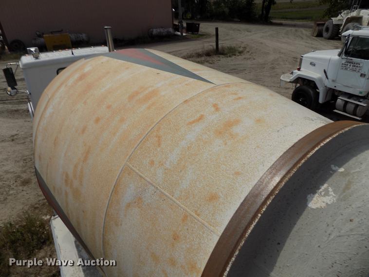 image for item DB8588 1995 Volvo Aero ACL ready mix truck