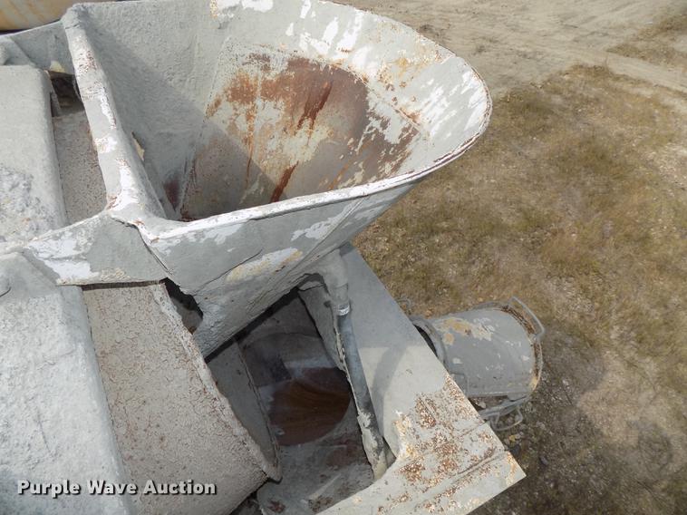 image for item DB8588 1995 Volvo Aero ACL ready mix truck