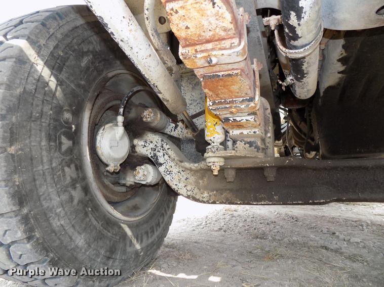 image for item DB8588 1995 Volvo Aero ACL ready mix truck