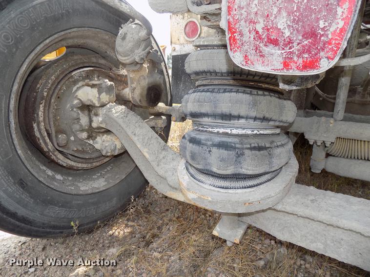 image for item DB8588 1995 Volvo Aero ACL ready mix truck