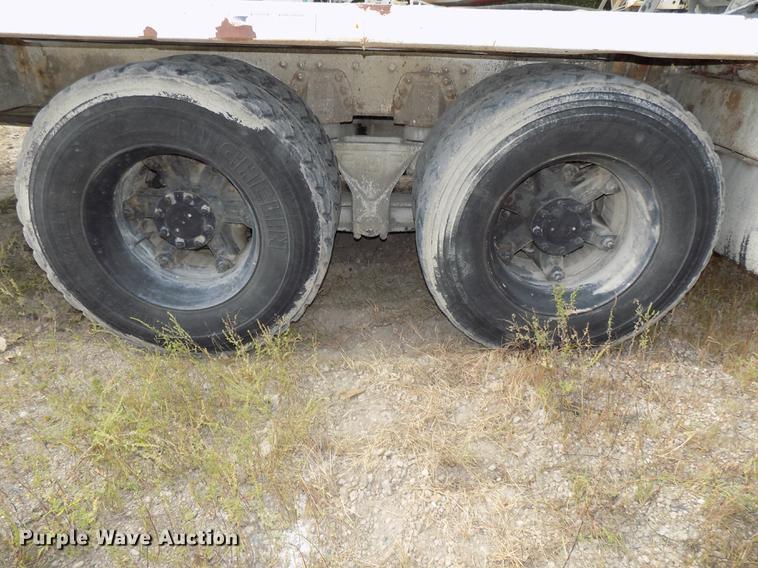 image for item DB8588 1995 Volvo Aero ACL ready mix truck