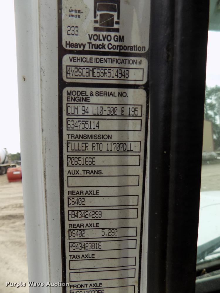 image for item DB8588 1995 Volvo Aero ACL ready mix truck