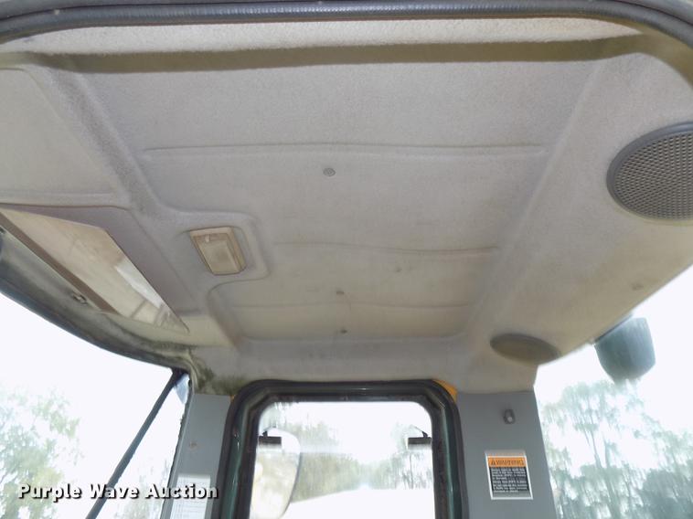 image for item DB8589 2001 Kawasaki 90Z IV wheel loader