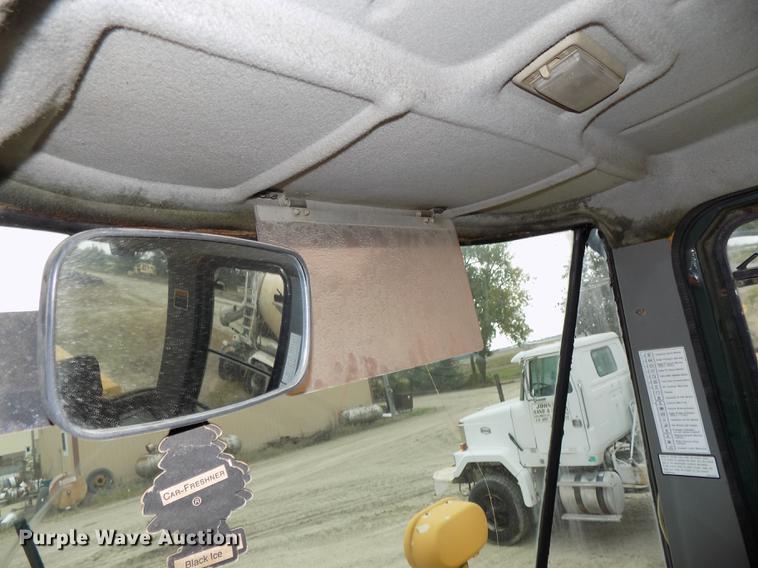 image for item DB8589 2001 Kawasaki 90Z IV wheel loader