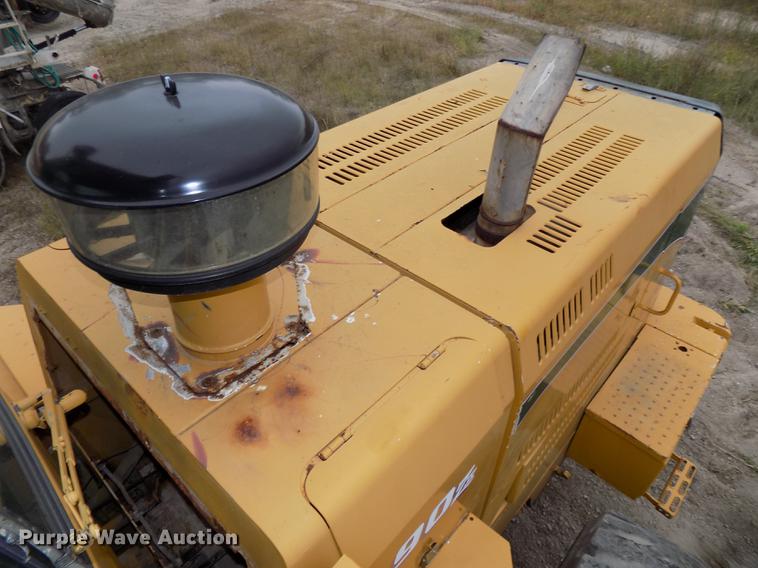 image for item DB8589 2001 Kawasaki 90Z IV wheel loader