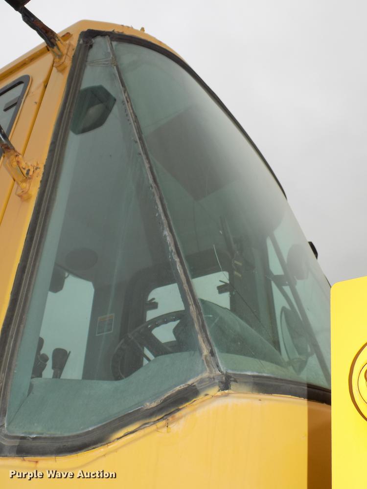 image for item DB8589 2001 Kawasaki 90Z IV wheel loader