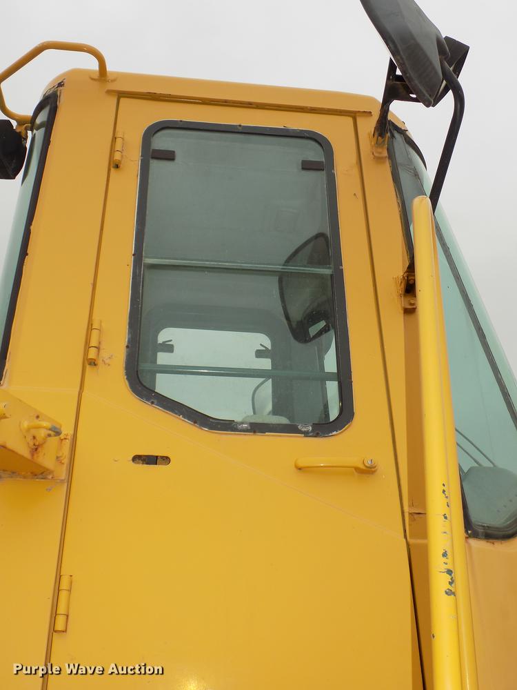 image for item DB8589 2001 Kawasaki 90Z IV wheel loader