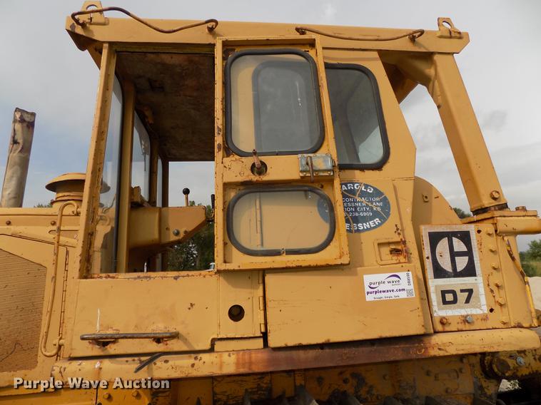 image for item DB8590 1973 Caterpillar D7F dozer