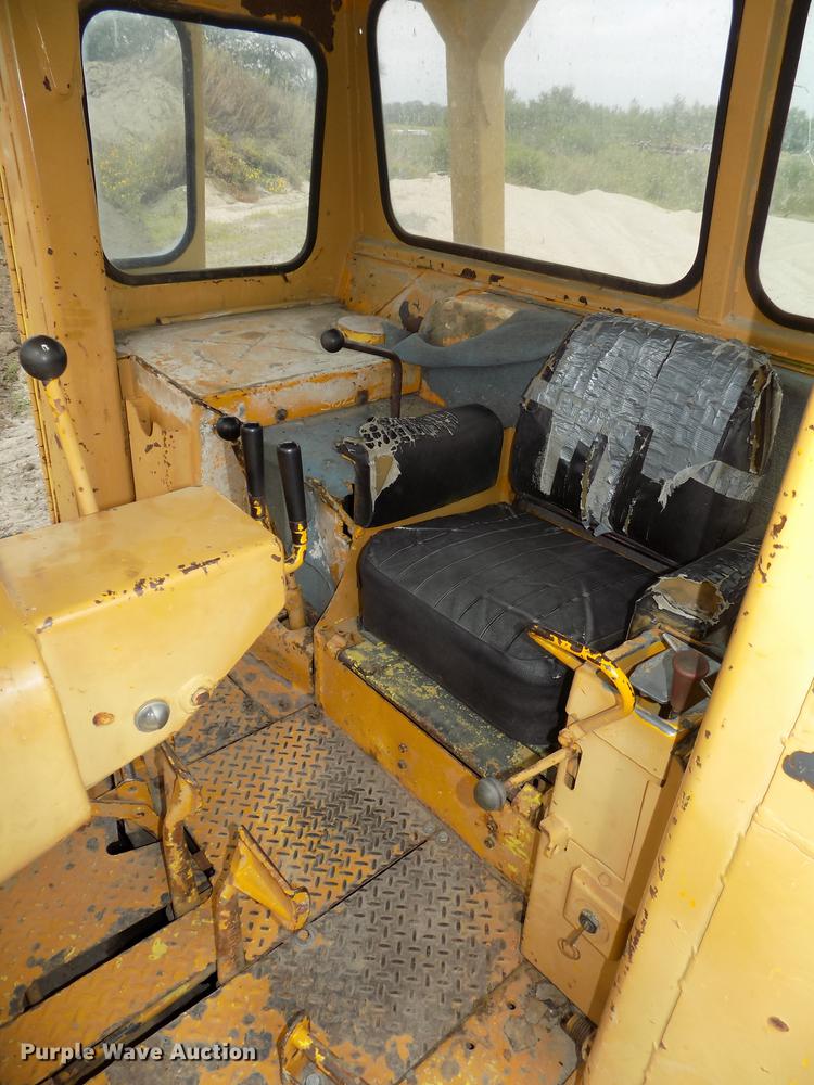 image for item DB8590 1973 Caterpillar D7F dozer