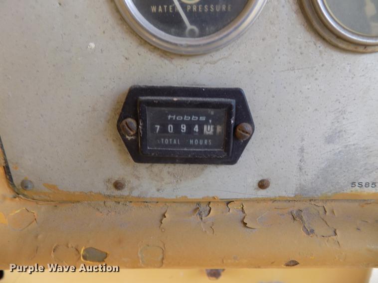 image for item DB8590 1973 Caterpillar D7F dozer