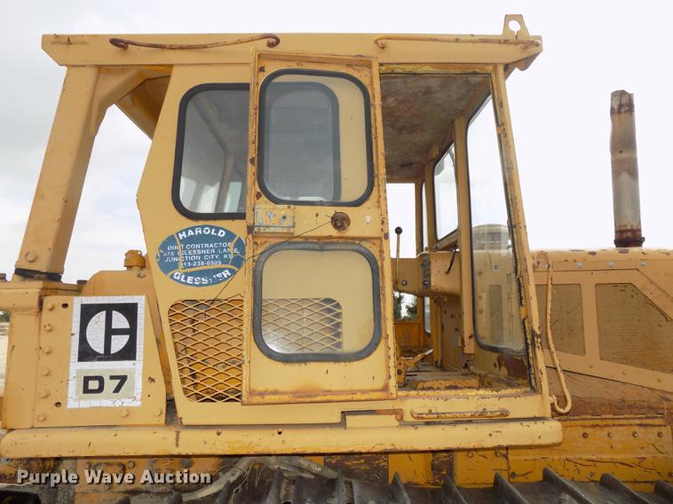image for item DB8590 1973 Caterpillar D7F dozer