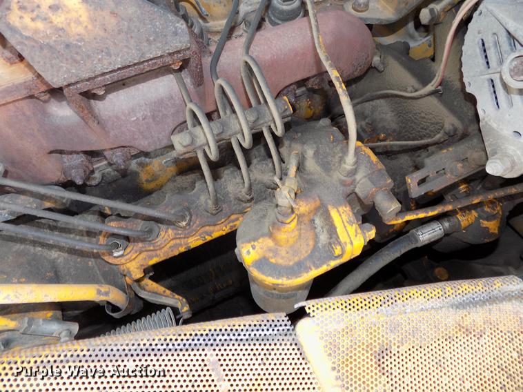 image for item DB8590 1973 Caterpillar D7F dozer