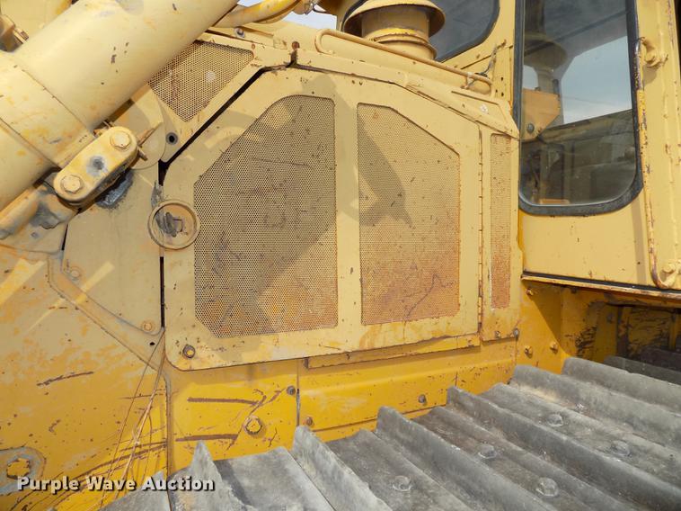 image for item DB8590 1973 Caterpillar D7F dozer