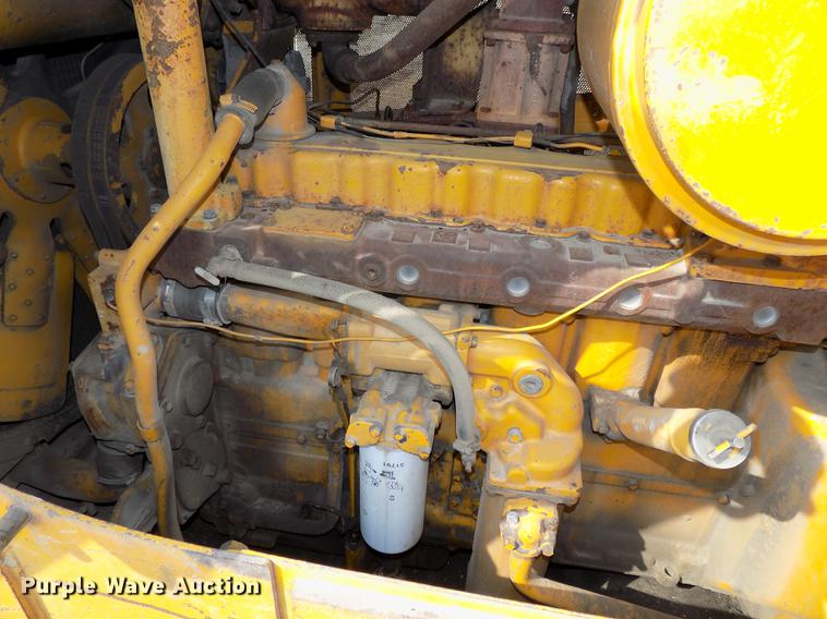 image for item DB8590 1973 Caterpillar D7F dozer