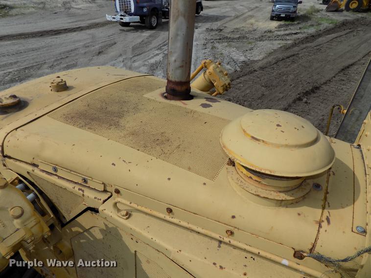 image for item DB8590 1973 Caterpillar D7F dozer