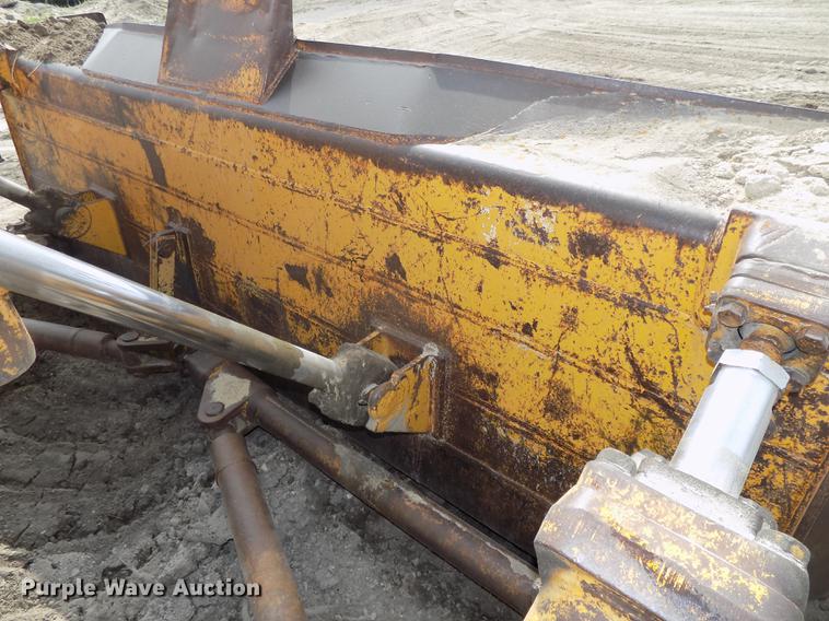 image for item DB8590 1973 Caterpillar D7F dozer