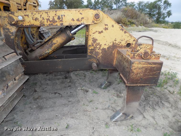 image for item DB8590 1973 Caterpillar D7F dozer