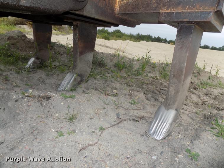 image for item DB8590 1973 Caterpillar D7F dozer