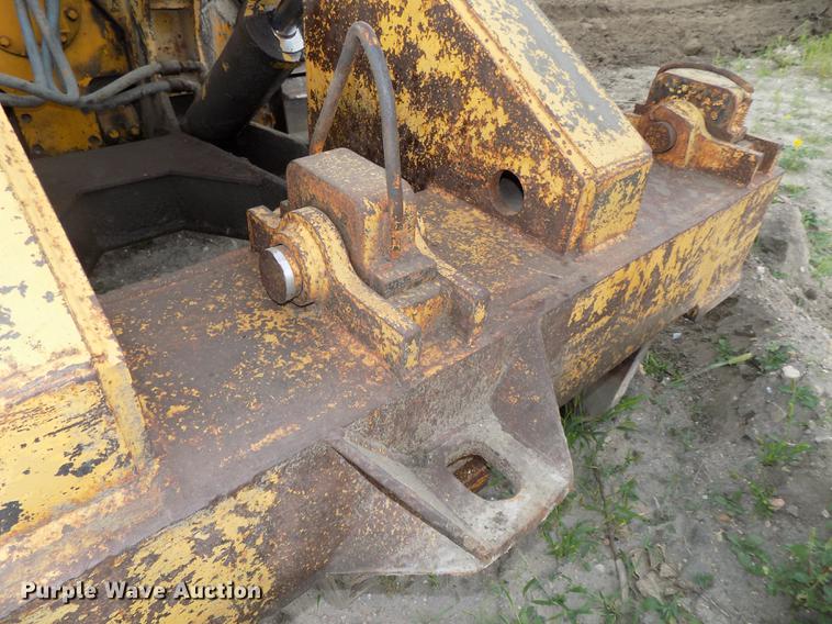 image for item DB8590 1973 Caterpillar D7F dozer