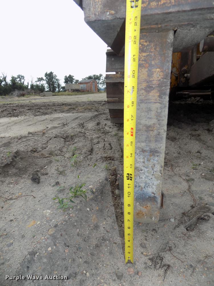 image for item DB8590 1973 Caterpillar D7F dozer