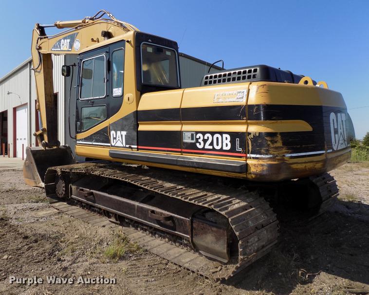 image for item DB8598 1999 Caterpillar 320B L excavator