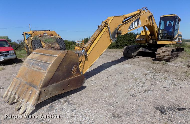 image for item DB8598 1999 Caterpillar 320B L excavator