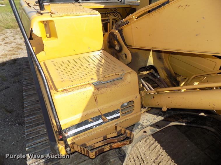 image for item DB8598 1999 Caterpillar 320B L excavator