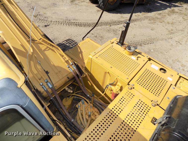 image for item DB8598 1999 Caterpillar 320B L excavator